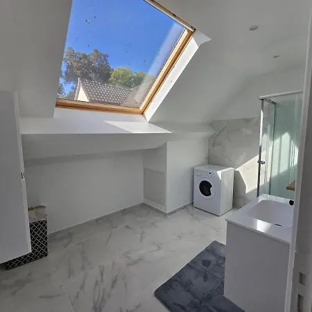 150m2 Avec Jardin 3000 M2 Appartement *